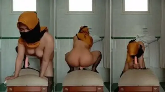 Jilbab Dildo